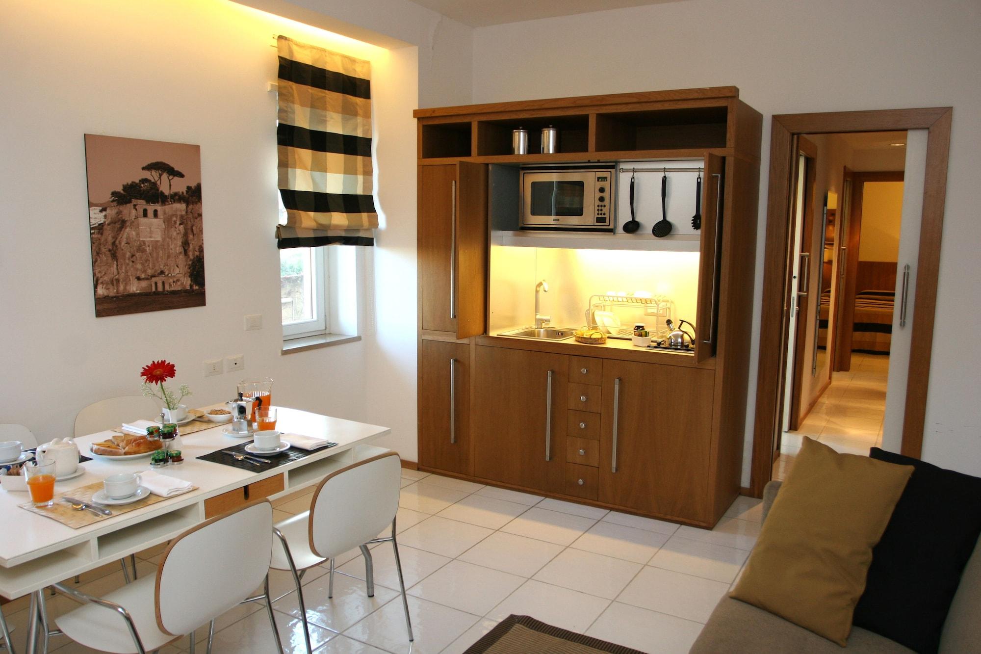 Rota Suites Sorrento Eksteriør bilde