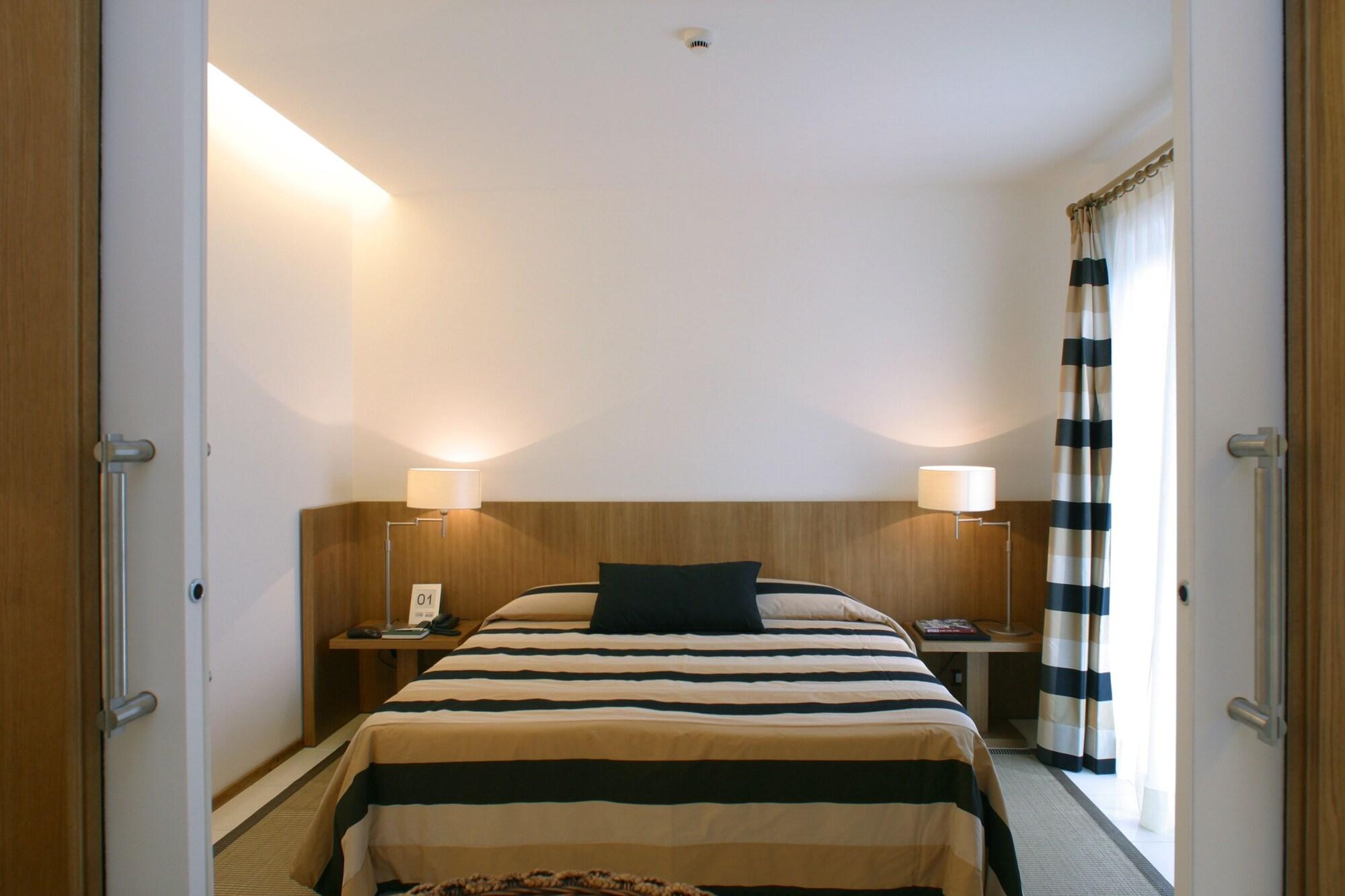 Rota Suites Sorrento Eksteriør bilde