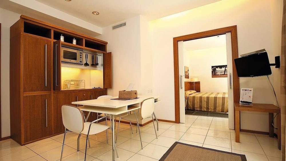 Rota Suites Sorrento Eksteriør bilde