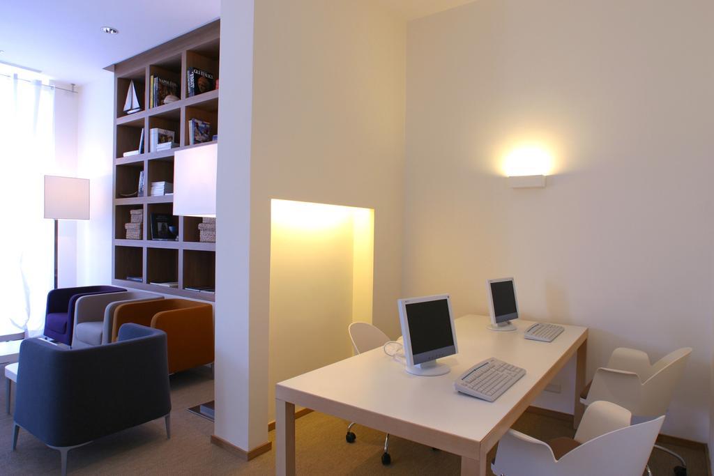 Rota Suites Sorrento Eksteriør bilde