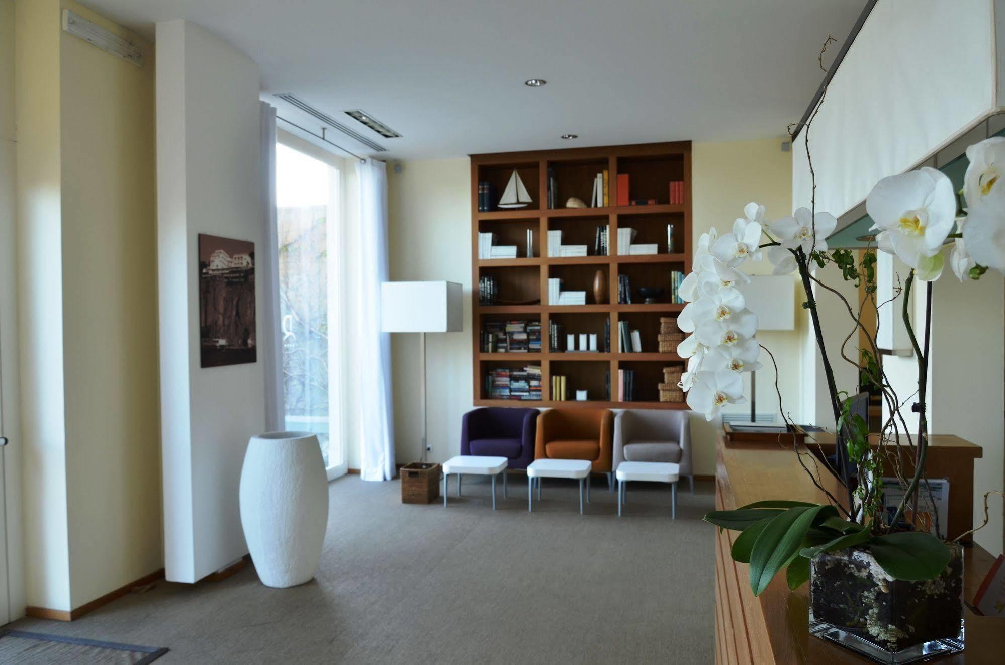 Rota Suites Sorrento Eksteriør bilde
